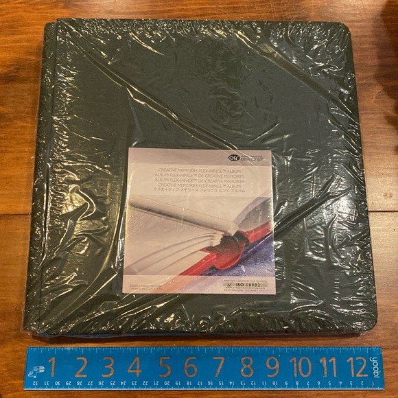 NEW CREATIVE MEMORIES Album 12 x 12  DARK Green Factory Sealed Flex-Hinge Cover - Picture 6 of 7